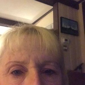 Meet your Posher, Sandy